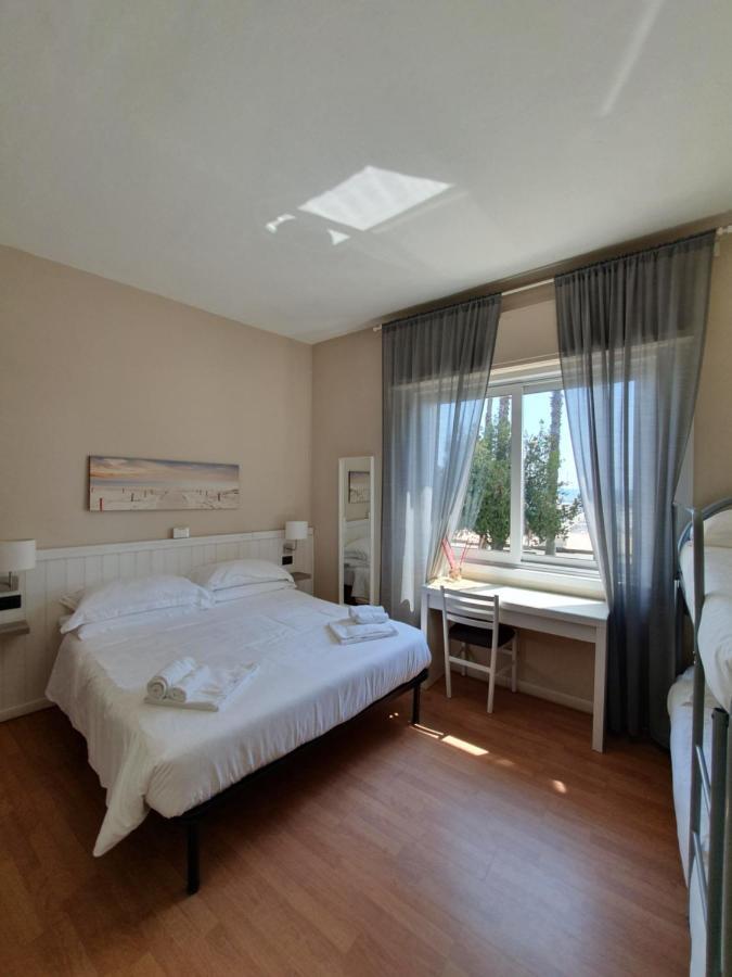 Vela Bianca H & R Hotel Diano Marina Luaran gambar