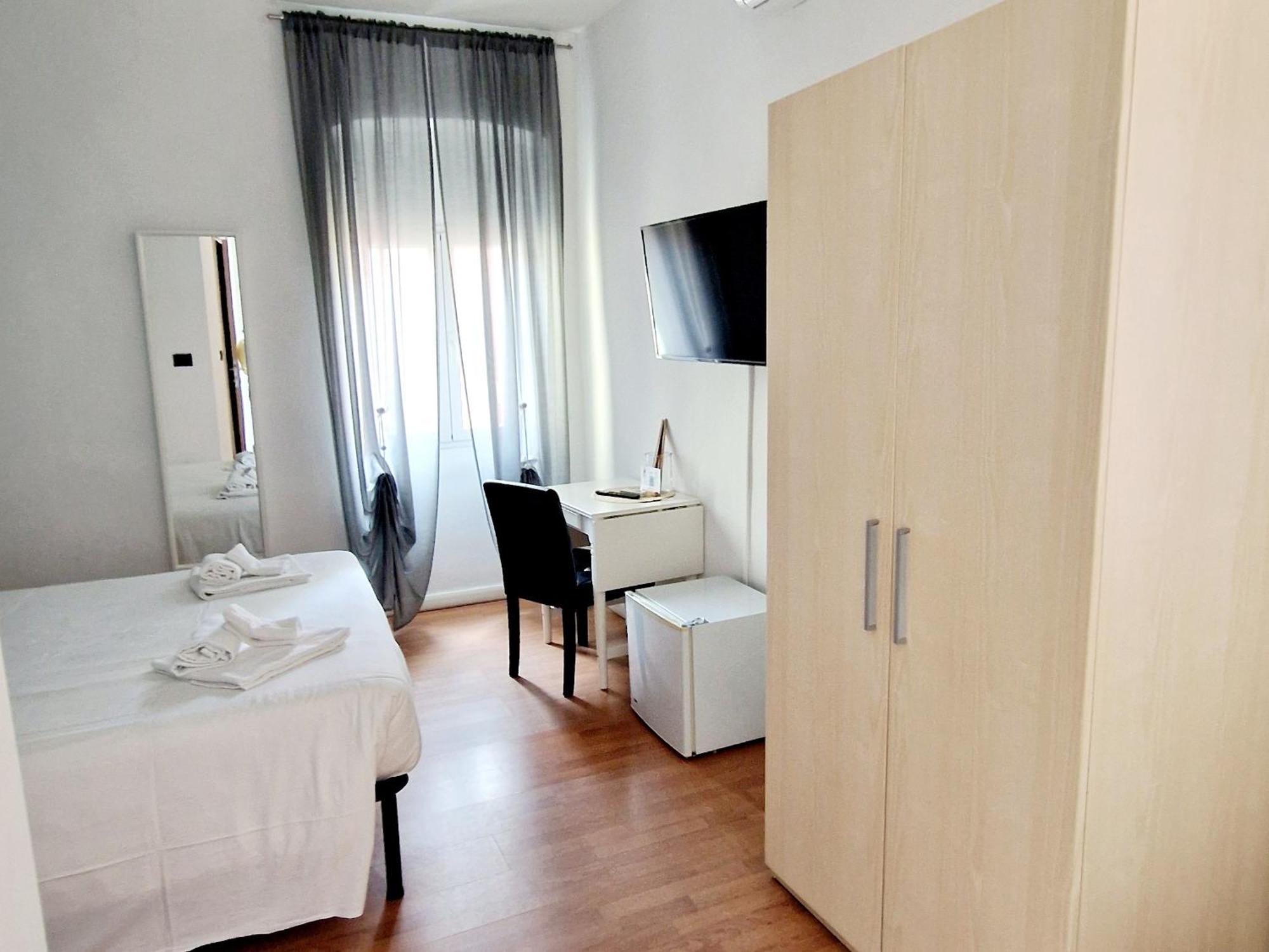 Vela Bianca H & R Hotel Diano Marina Luaran gambar