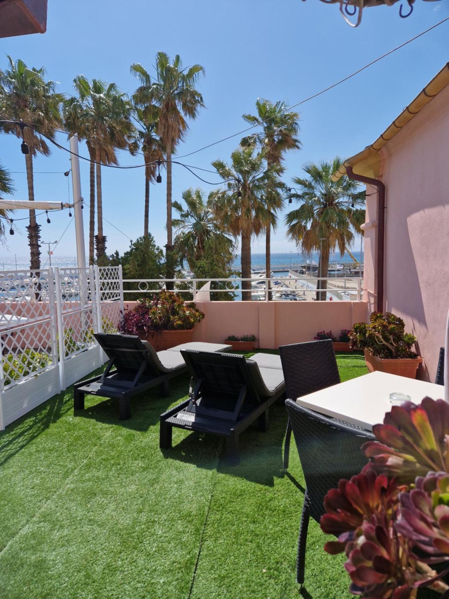 Vela Bianca H & R Hotel Diano Marina Bilik gambar