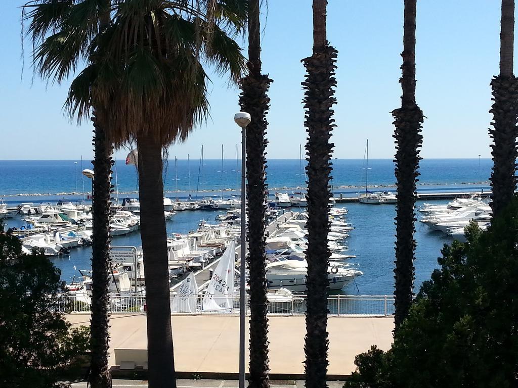 Vela Bianca H & R Hotel Diano Marina Luaran gambar